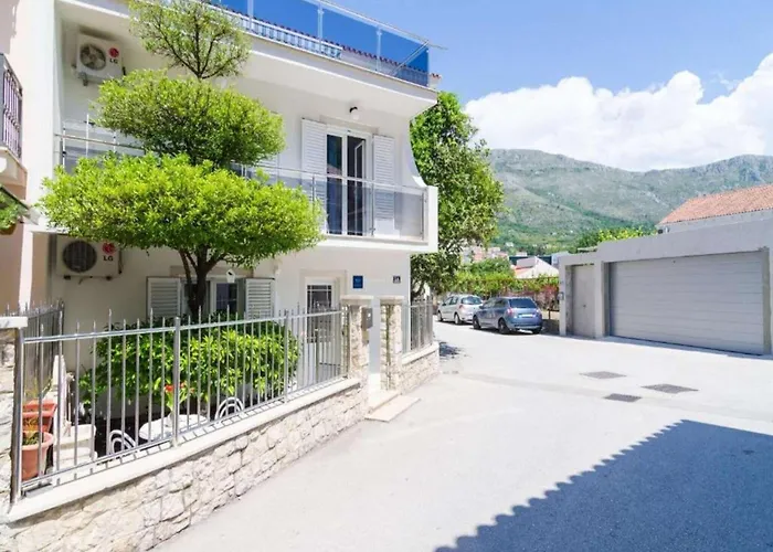 Apartment & Bari I