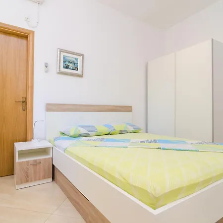 & Bari I Apartman *