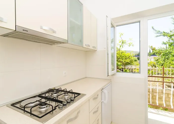 Apartament & Bari I *